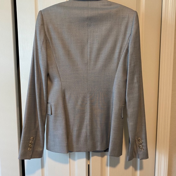 Boss (Hugo Boss) Women’s Size 2 Blazer - Picture 2 of 8